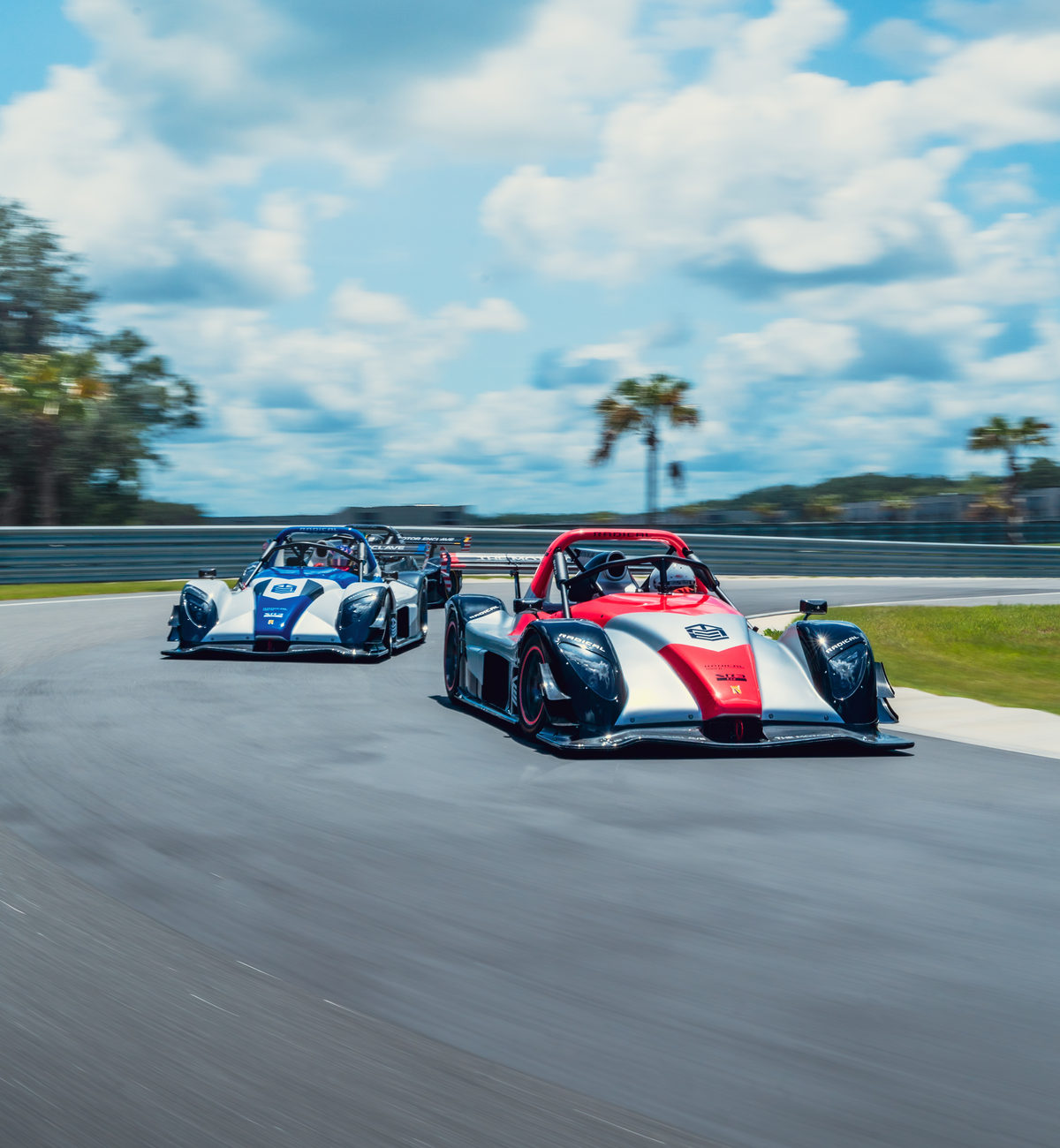 Radical prototypes racing wheel to wheel